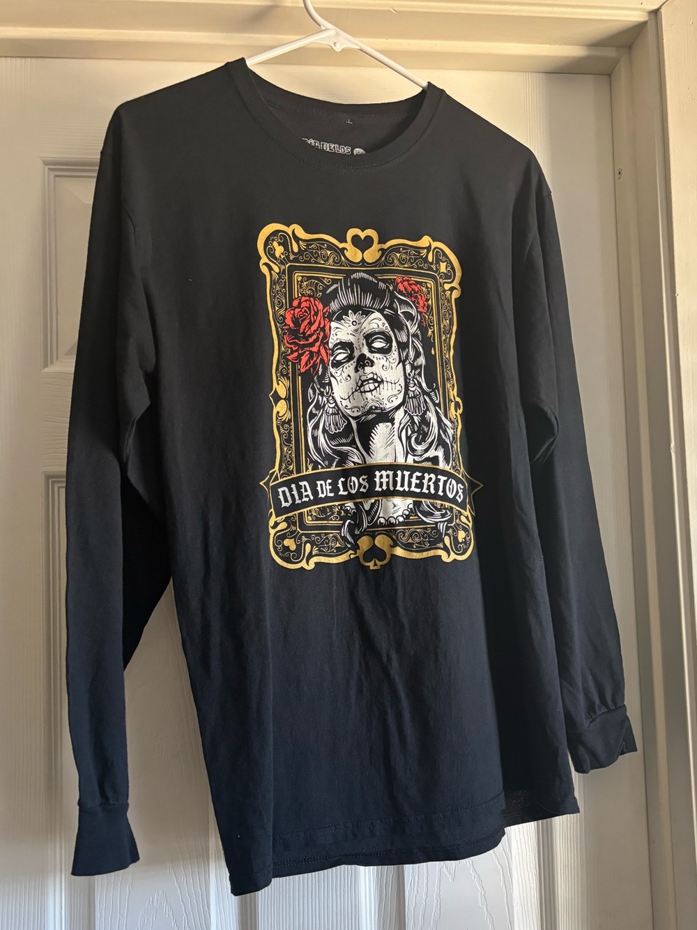 100% cotton Dia de los Muertos long sleeve shirt size medium
